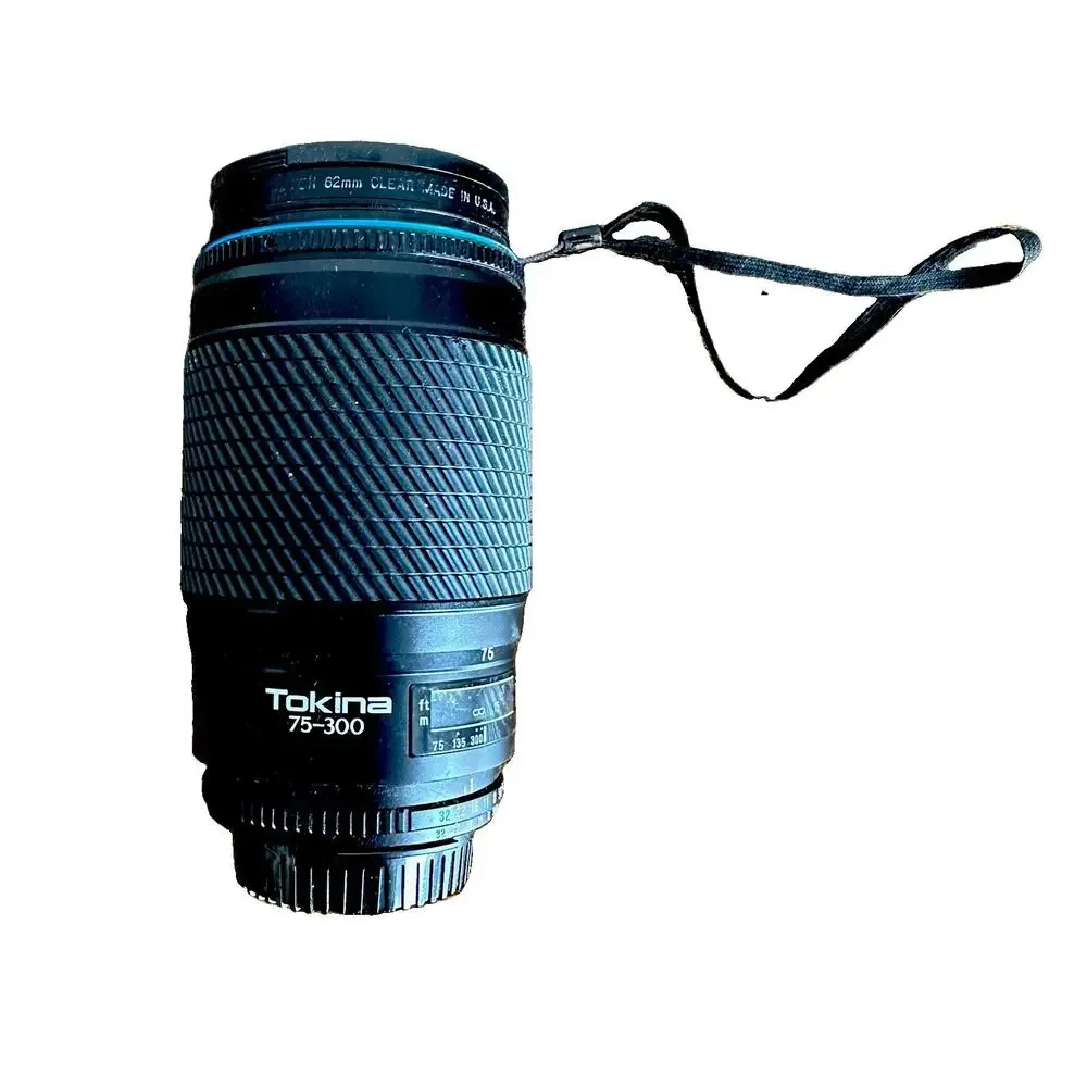Tokina AF 75-300MM 1:4.5-5.6 Lens For Nikon With Lens Caps Excellent Condition